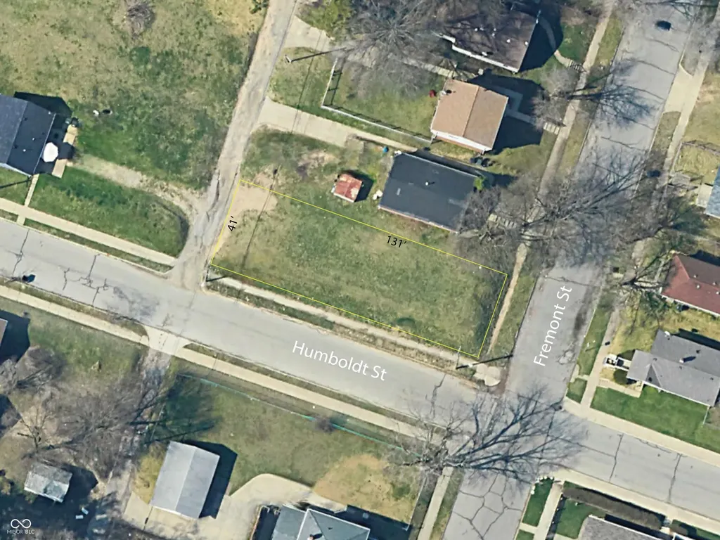 2503 Humboldt Street South Bend IN 46628