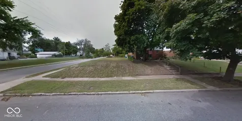 2503 Humboldt Street South Bend IN 46628