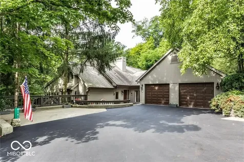 8161 Beech Knoll Indianapolis IN 46256