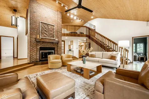 8161 Beech Knoll Indianapolis IN 46256