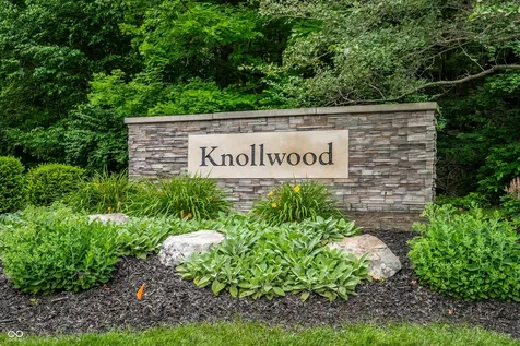 8161 Beech Knoll Indianapolis IN 46256