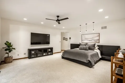 8161 Beech Knoll Indianapolis IN 46256