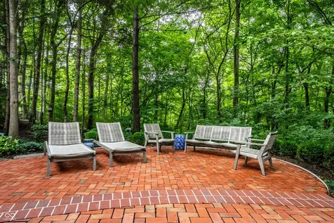 8161 Beech Knoll Indianapolis IN 46256