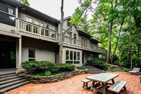 8161 Beech Knoll Indianapolis IN 46256