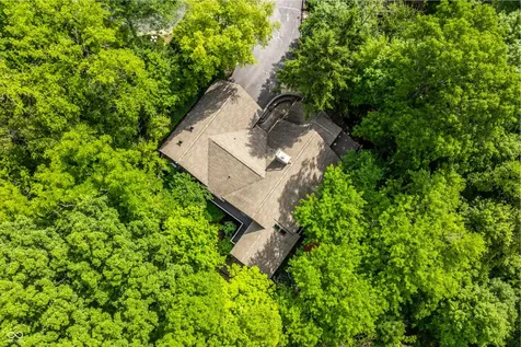 8161 Beech Knoll Indianapolis IN 46256