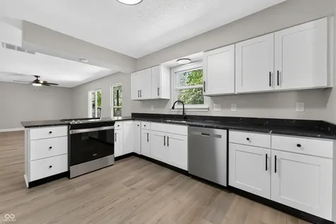 4327 Ashwood Drive Indianapolis IN 46268