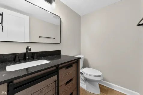 4327 Ashwood Drive Indianapolis IN 46268