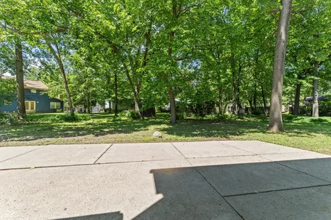 4327 Ashwood Drive Indianapolis IN 46268