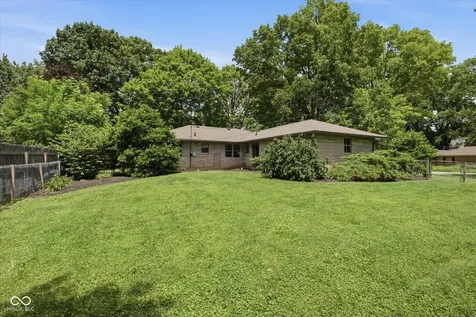 2705 W 44th Street Indianapolis IN 46228
