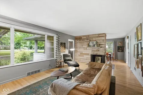 2705 W 44th Street Indianapolis IN 46228