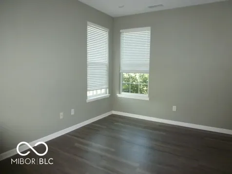 9849 N Anchor Bend Mccordsville IN 46055