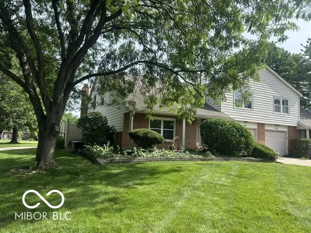 9118 Cinnebar Drive Indianapolis IN 46268