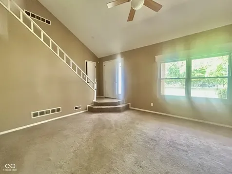 9118 Cinnebar Drive Indianapolis IN 46268