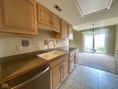 9118 Cinnebar Drive Indianapolis IN 46268