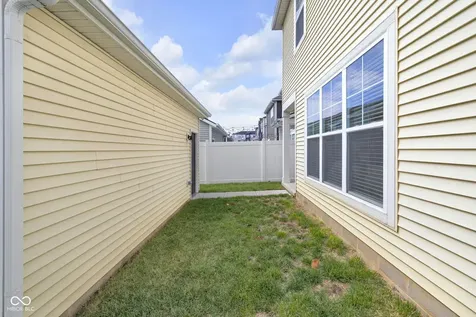 2921 Bolton Square Boulevard Indianapolis IN 46222