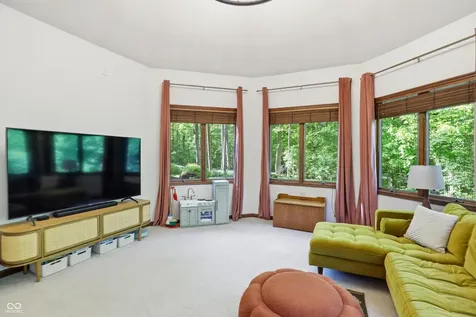 940 Tillson Drive Zionsville IN 46077