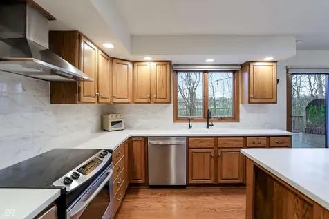 940 Tillson Drive Zionsville IN 46077