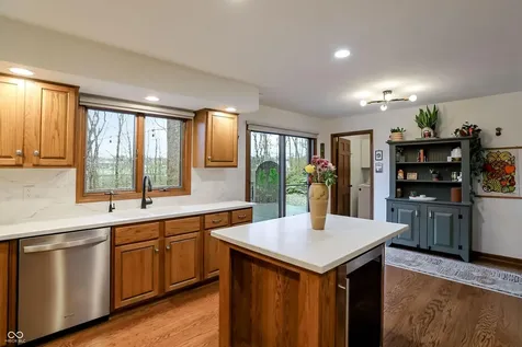 940 Tillson Drive Zionsville IN 46077