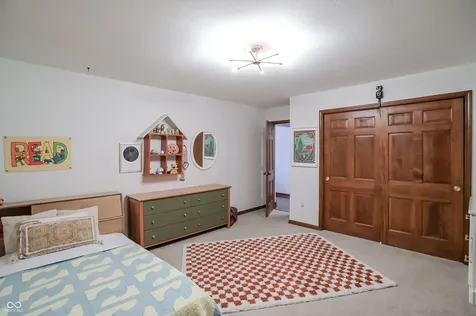 940 Tillson Drive Zionsville IN 46077