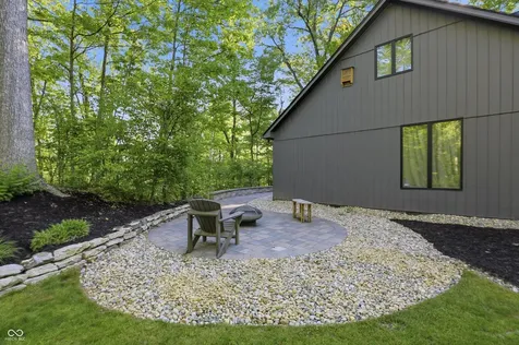 940 Tillson Drive Zionsville IN 46077