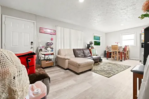 2048 N Goodlet Avenue Indianapolis IN 46222