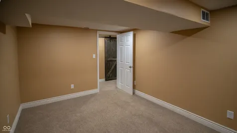 5855 Andover Road Indianapolis IN 46220