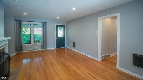 5855 Andover Road Indianapolis IN 46220