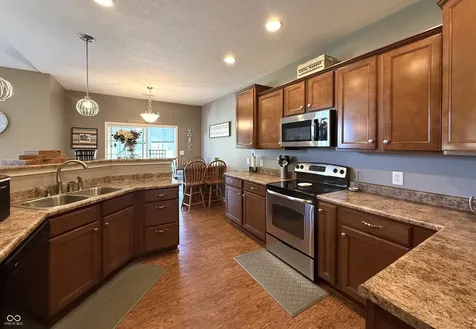 6787 Wilmot Lane Avon IN 46123