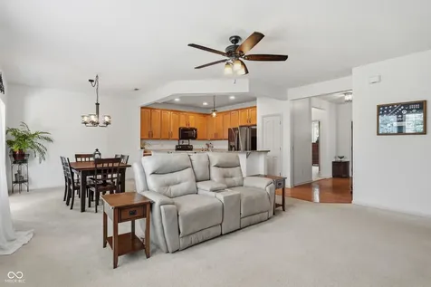 12897 Oxbridge Place Fishers IN 46037