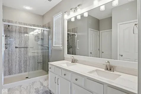 12897 Oxbridge Place Fishers IN 46037