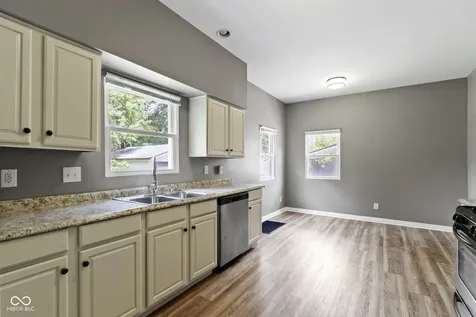 804 W 42nd Street Indianapolis IN 46208