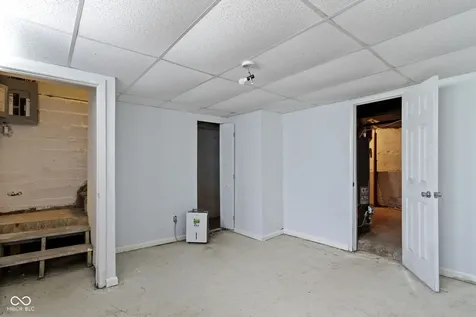 804 W 42nd Street Indianapolis IN 46208