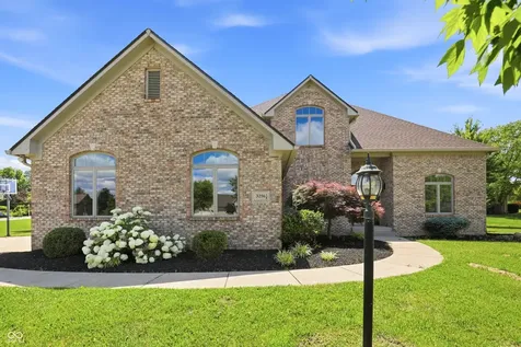3256 Waterside Court Greenwood IN 46143