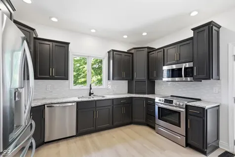 3256 Waterside Court Greenwood IN 46143