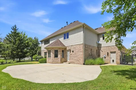 3256 Waterside Court Greenwood IN 46143