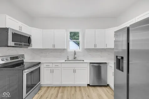 822 Villa Avenue Indianapolis IN 46203