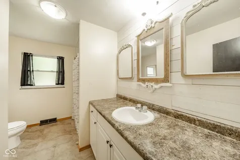 9161 N Raider Road Middletown IN 47356