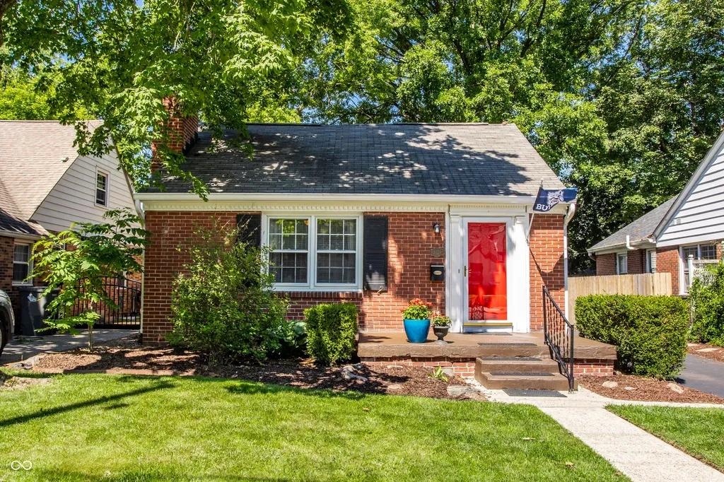 4626 Boulevard Place Indianapolis IN 46208