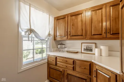 4626 Boulevard Place Indianapolis IN 46208