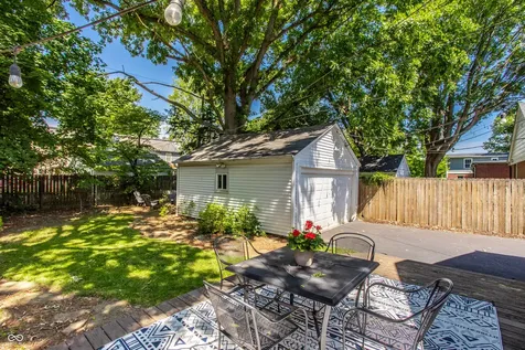 4626 Boulevard Place Indianapolis IN 46208