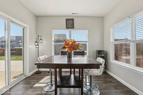 6673 Laurelwood Pendleton IN 46064