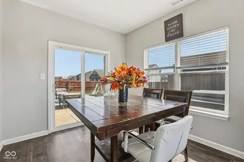 6673 Laurelwood Pendleton IN 46064
