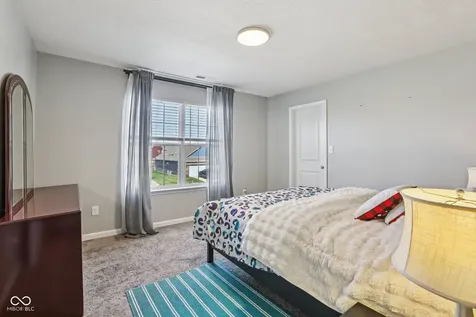 6673 Laurelwood Pendleton IN 46064