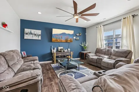 6673 Laurelwood Pendleton IN 46064