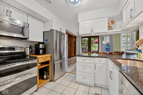 4609 Stansbury Court Indianapolis IN 46254