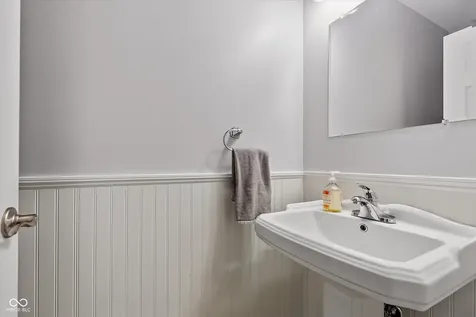 4609 Stansbury Court Indianapolis IN 46254
