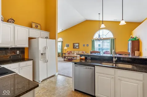 1366 Hamilton Drive Greenwood IN 46143