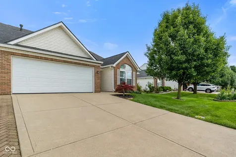 1366 Hamilton Drive Greenwood IN 46143