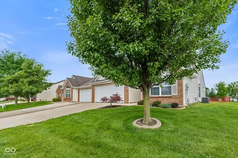 1366 Hamilton Drive Greenwood IN 46143