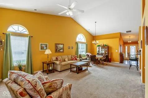 1366 Hamilton Drive Greenwood IN 46143